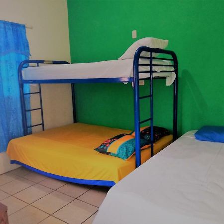 Hostal Leyendas León Extérieur photo