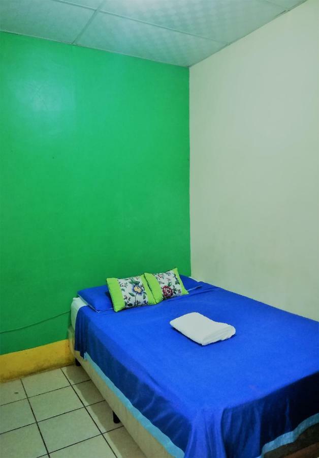 Hostal Leyendas León Extérieur photo